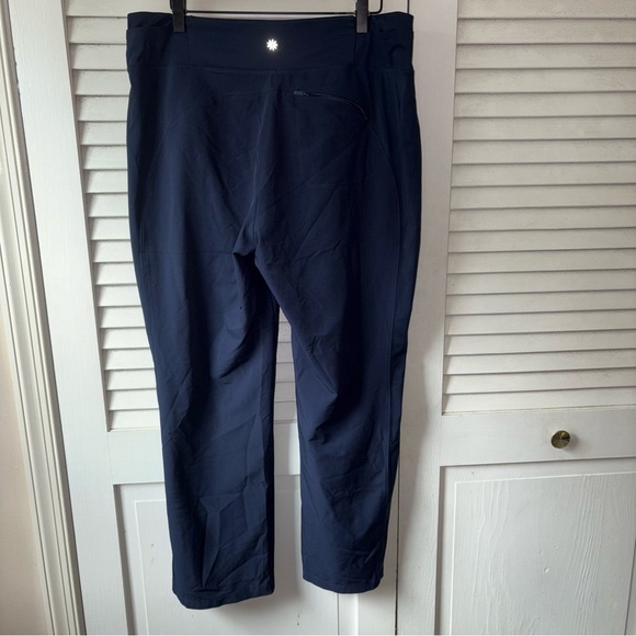 Athleta Fairway High Rise Golf Pant Navy Blue size 14 Sporty Outdoor Athleisure - Picture 3 of 5